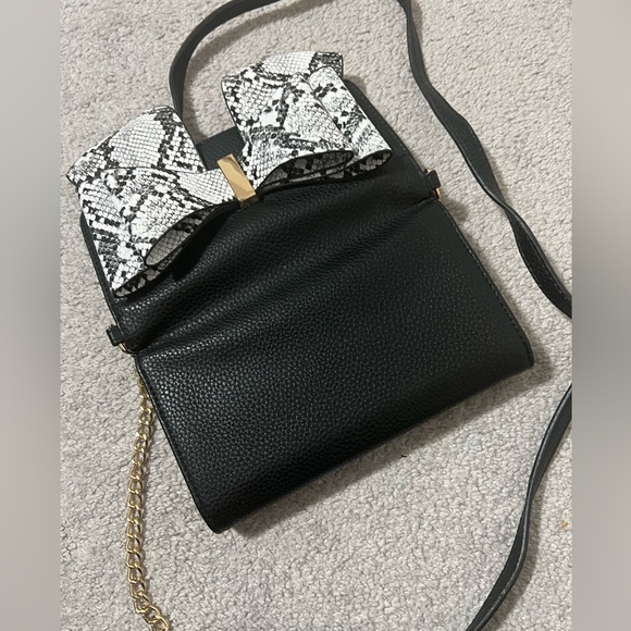 Crossi mini cross body wallet purse - Picture 5 of 6